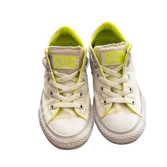 Converse Chuck Taylor All Star Sneakers size 1.5 - Picture 2 of 6